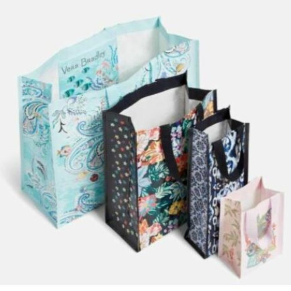 Vera Bradley 4 Pc. Market Tote Set in Spring 21 Medley NWT reusable gift bags